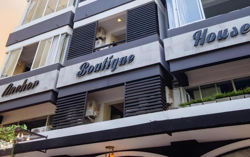 Anchor Boutique House Hotel Patong Ngoại thất bức ảnh