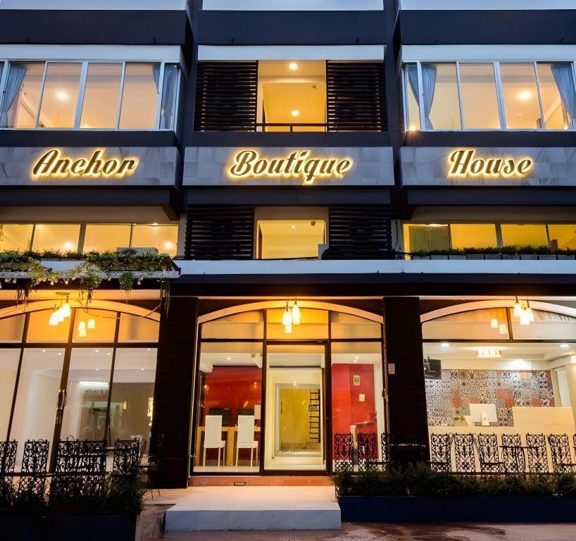 Anchor Boutique House Hotel Patong Ngoại thất bức ảnh