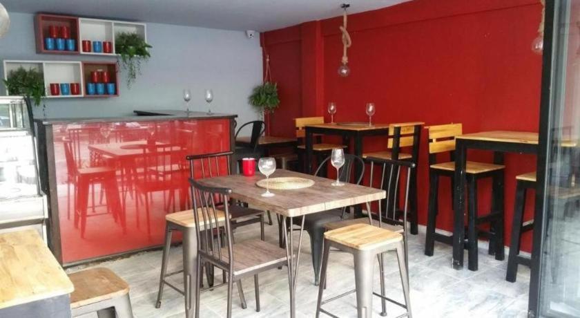 Anchor Boutique House Hotel Patong Ngoại thất bức ảnh